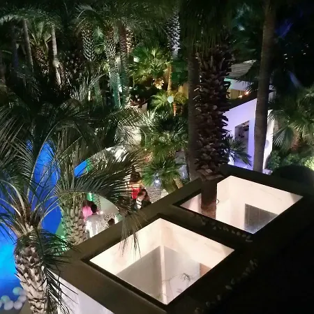 White Fashion House