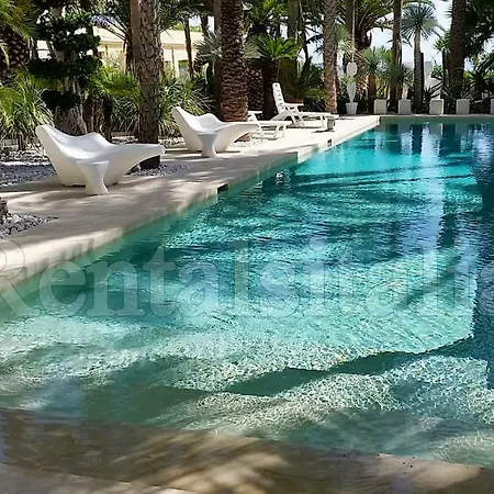 Villa White Fashion House